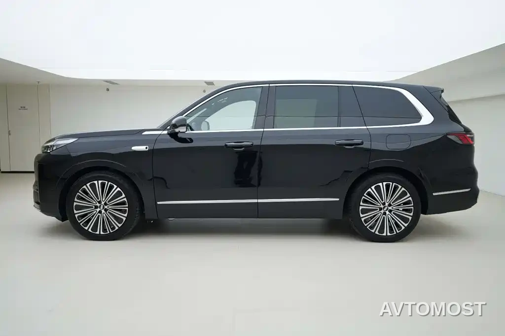 Geely Galaxy M9 2025 Base Model — фото 3