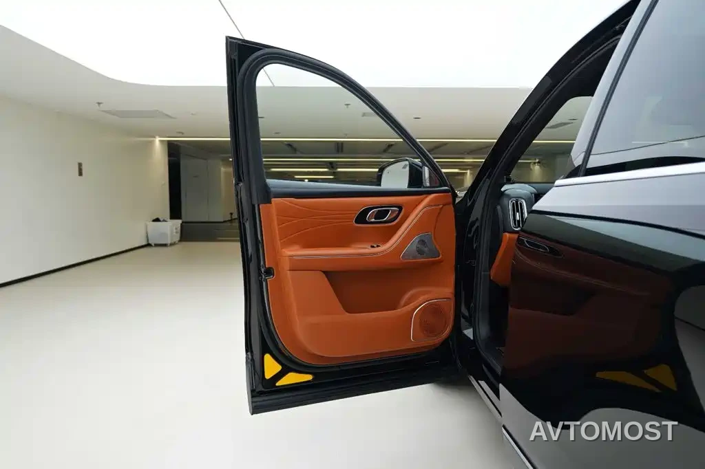 Geely Galaxy M9 2025 Base Model — фото 16