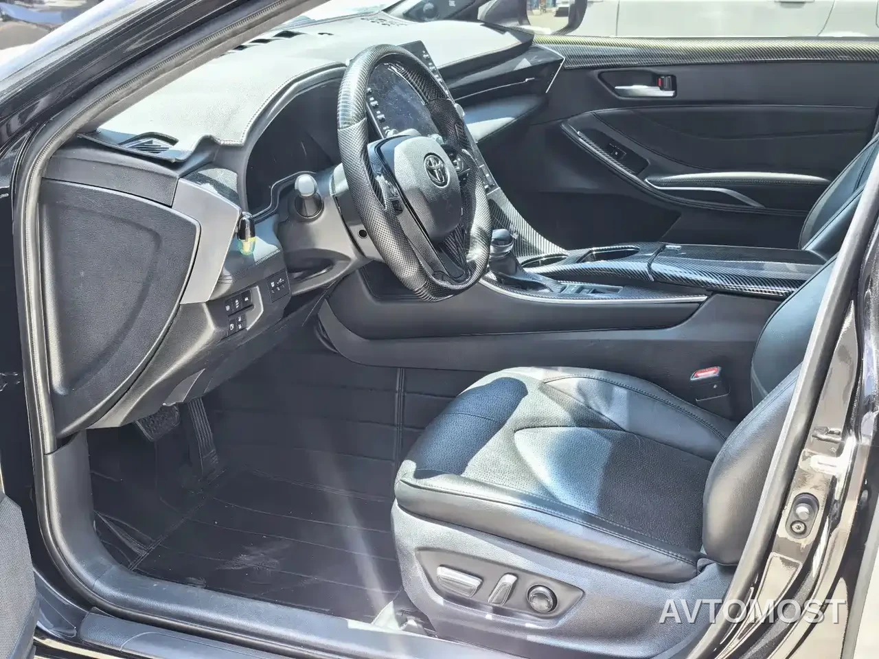 Toyota Avalon 2019 Hybrid 2.5L Luxury Edition China VI — фото 3