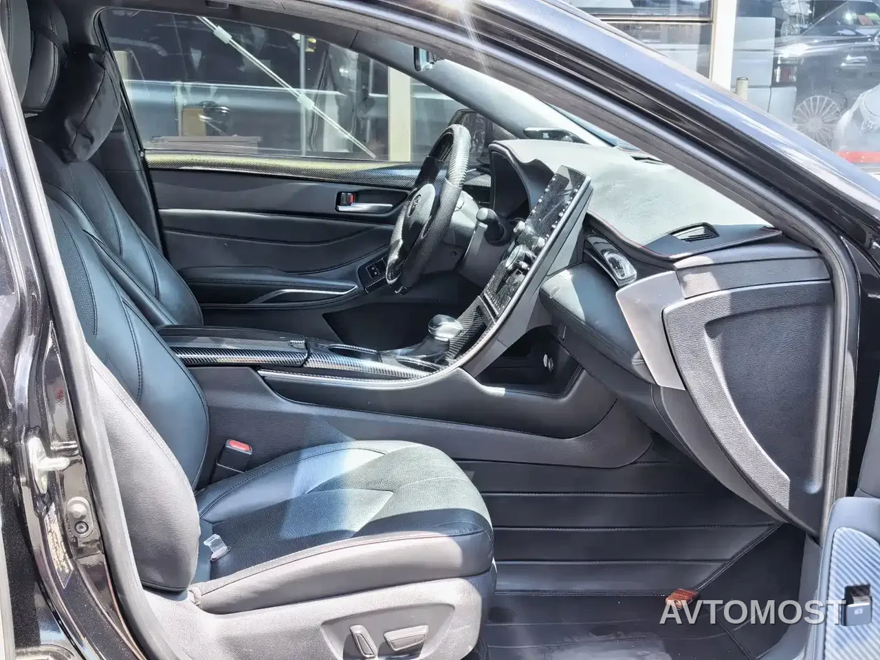 Toyota Avalon 2019 Hybrid 2.5L Luxury Edition China VI — фото 7
