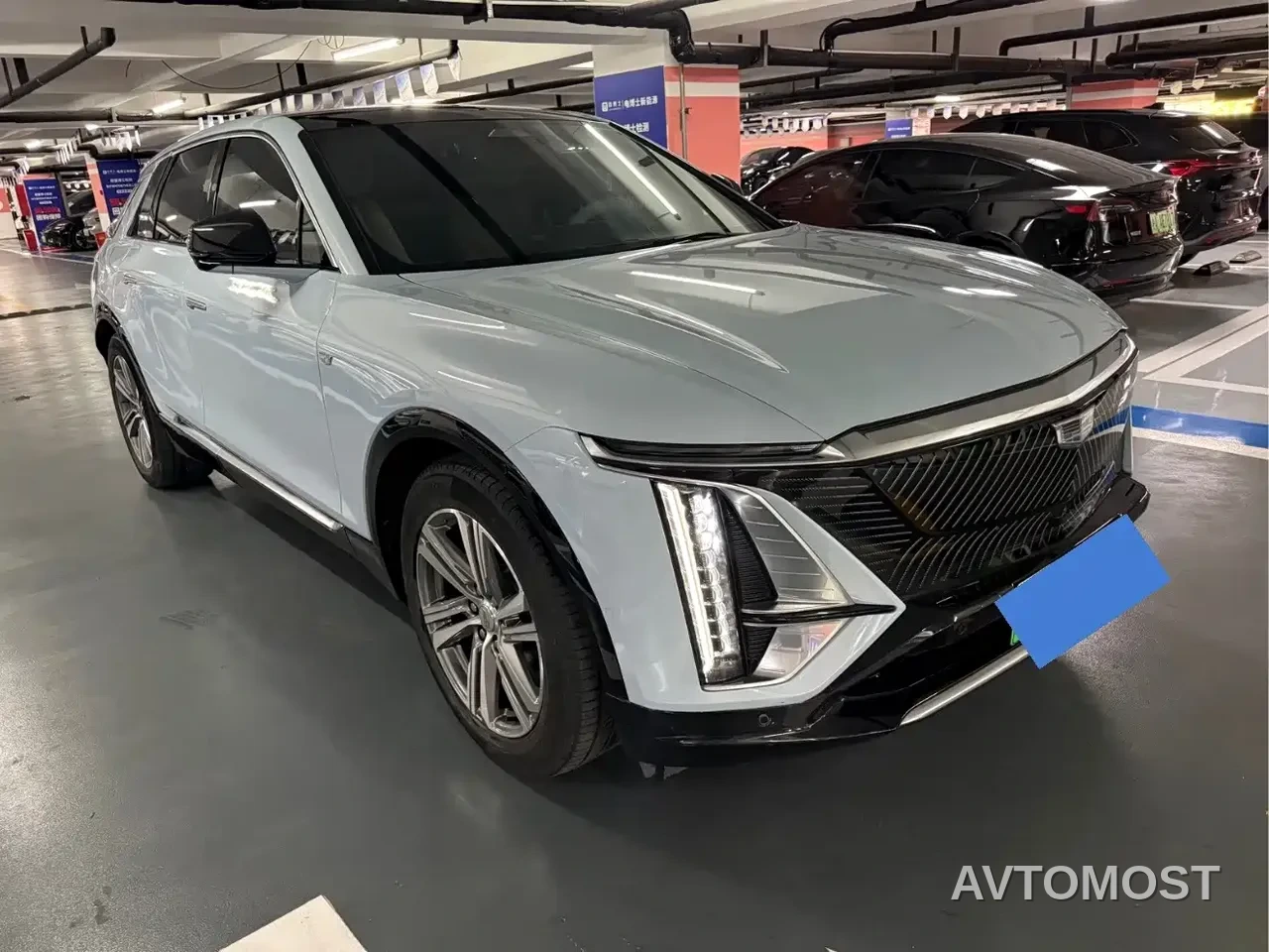 Cadillac IQ Rui Ge 2022 RWD Long Range Luxury Edition — фото 2