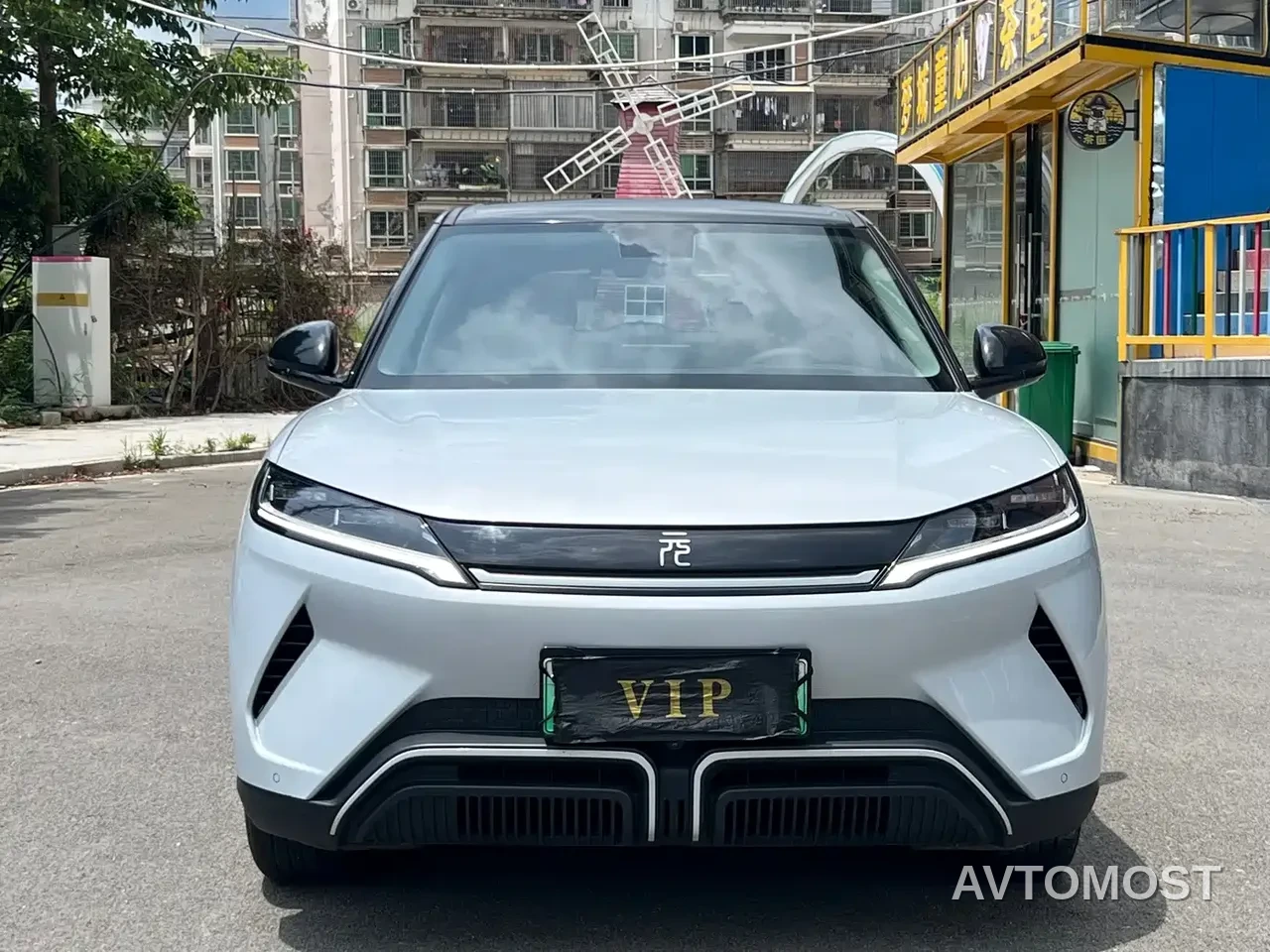 BYD Yuan UP 2024 401KM Leading Edition — фото 2