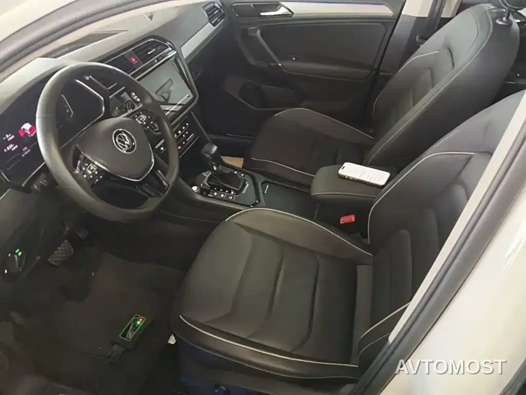 Volkswagen Tiguan L PHEV 2021 430PHEV Plug-in Hybrid Flagship — фото 9