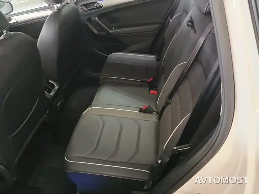 Volkswagen Tiguan L PHEV 2021 430PHEV Plug-in Hybrid Flagship — фото 10