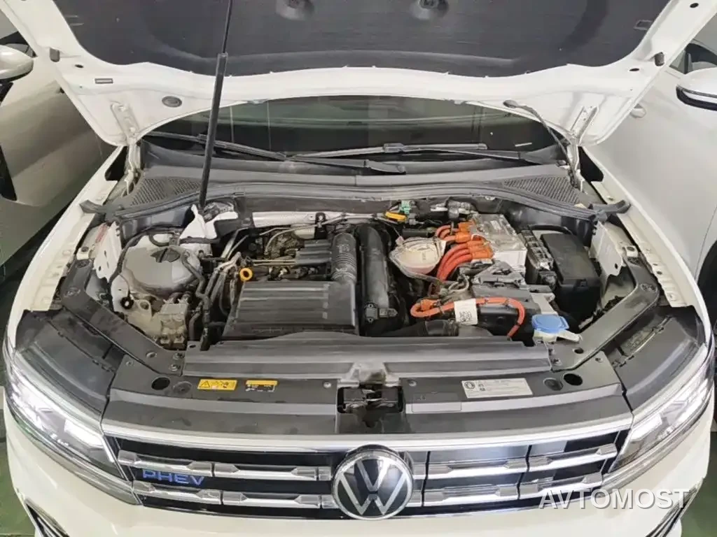 Volkswagen Tiguan L PHEV 2021 430PHEV Plug-in Hybrid Flagship — фото 13