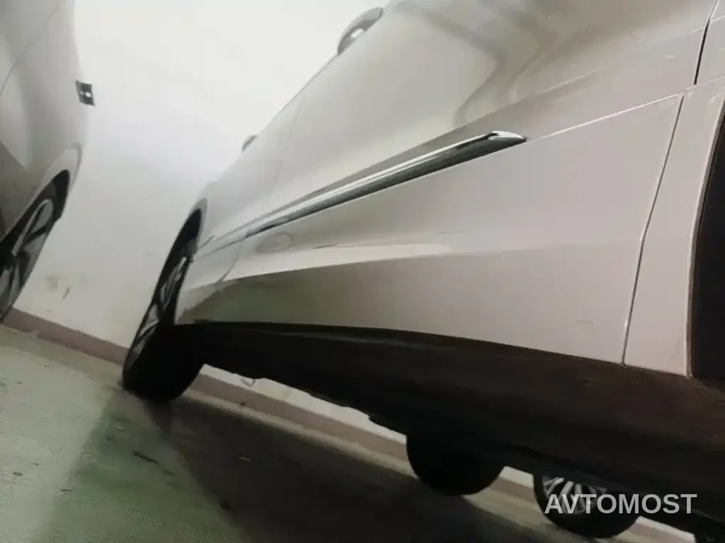 Volkswagen Tiguan L PHEV 2021 430PHEV Plug-in Hybrid Flagship — фото 14