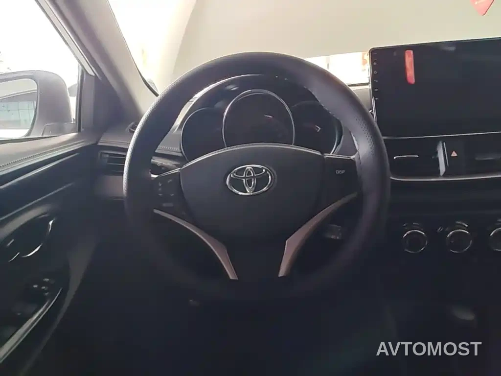 Toyota YARiS L Zhi Xuan 2022 Zhi Xuan X 1.5L CVT Luxury PLUS Edition — фото 10