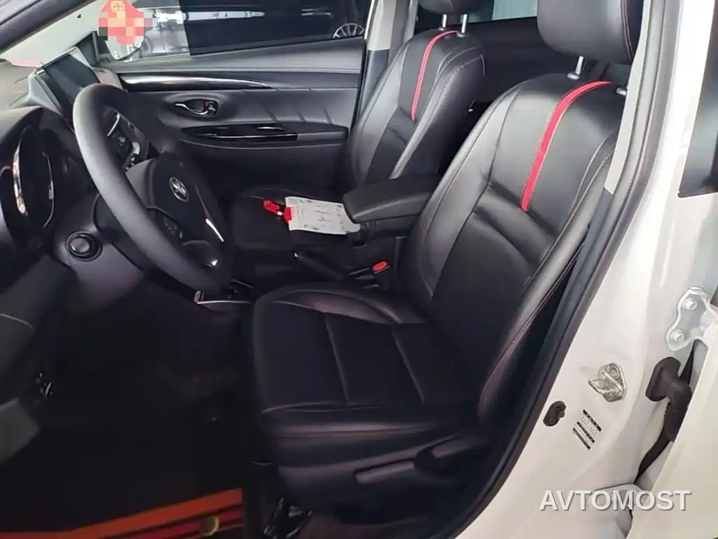 Toyota YARiS L Zhi Xuan 2022 Zhi Xuan X 1.5L CVT Luxury PLUS Edition — фото 14