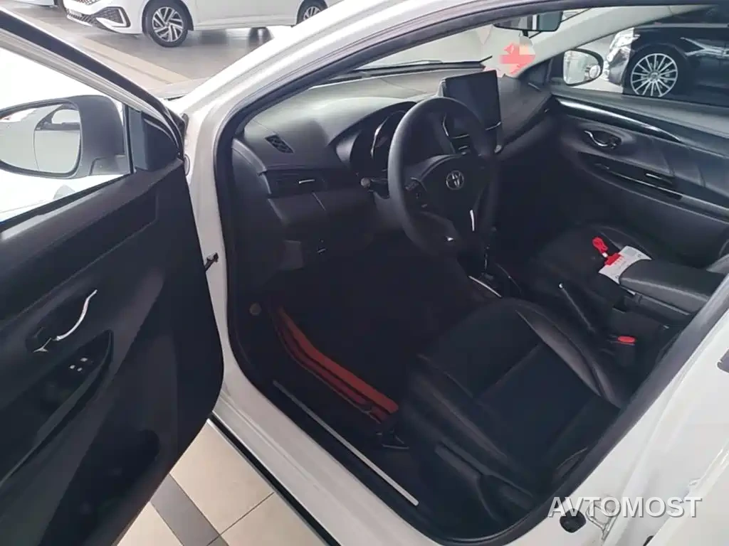 Toyota YARiS L Zhi Xuan 2022 Zhi Xuan X 1.5L CVT Luxury PLUS Edition — фото 15