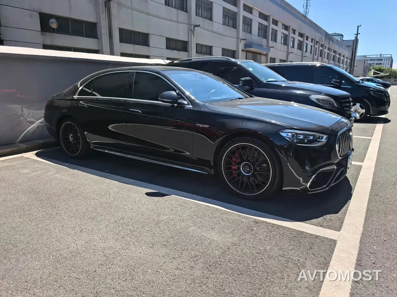 Mercedes-Benz S-Class AMG Hybrid 2024 Mercedes-AMG S 63 L E Performance Launch Edition — фото 3