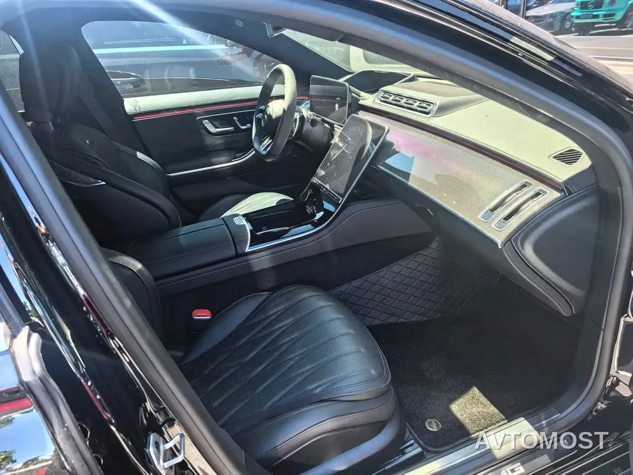 Mercedes-Benz S-Class AMG Hybrid 2024 Mercedes-AMG S 63 L E Performance Launch Edition — фото 4