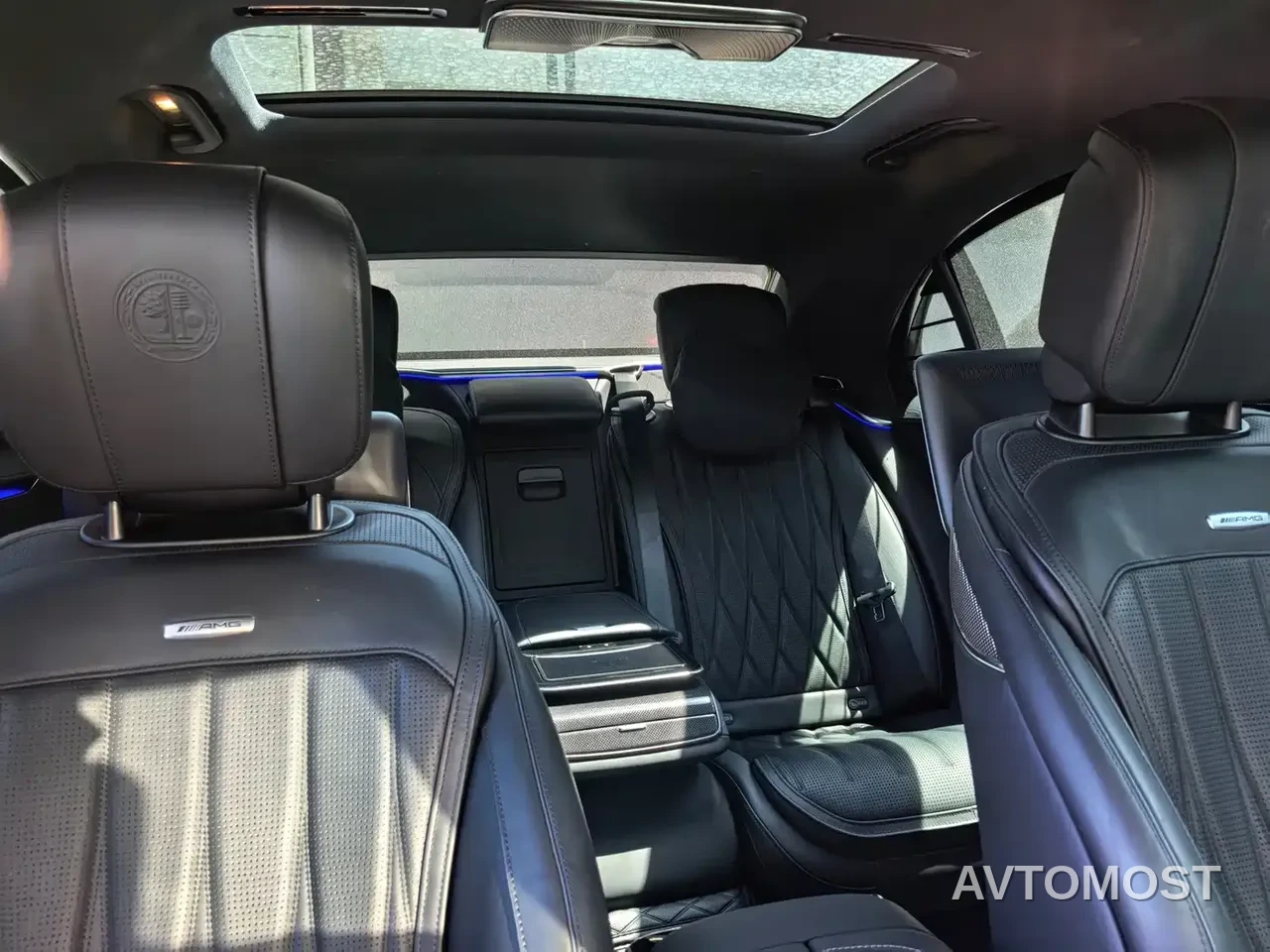 Mercedes-Benz S-Class AMG Hybrid 2024 Mercedes-AMG S 63 L E Performance Launch Edition — фото 9