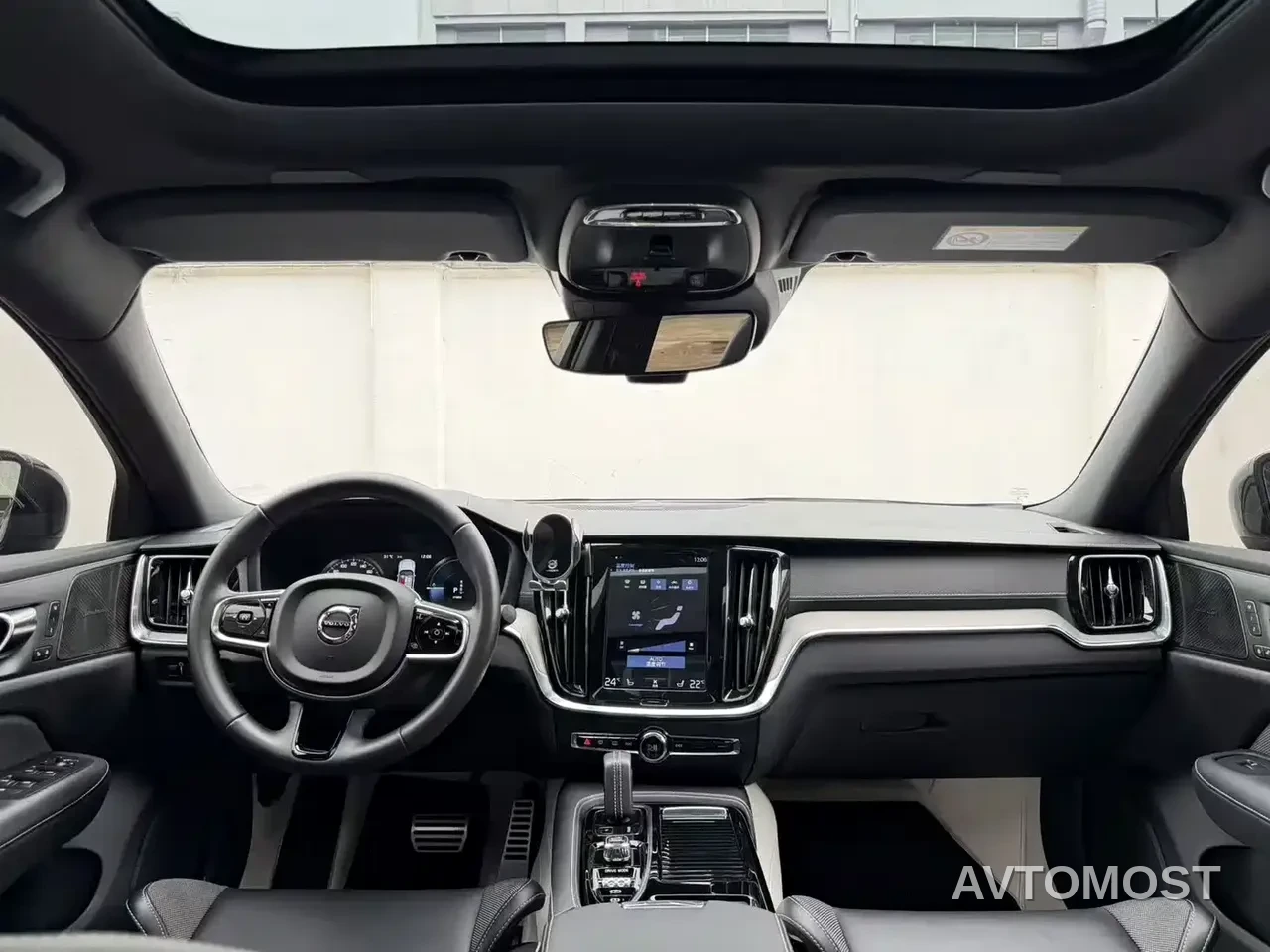 Volvo S60 Plug-in Hybrid 2021 T8 Twin Engine AWD R-Design Sport Edition — фото 6