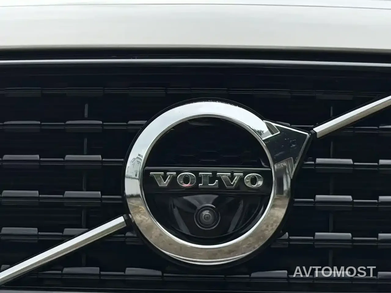 Volvo S60 Plug-in Hybrid 2021 T8 Twin Engine AWD R-Design Sport Edition — фото 12