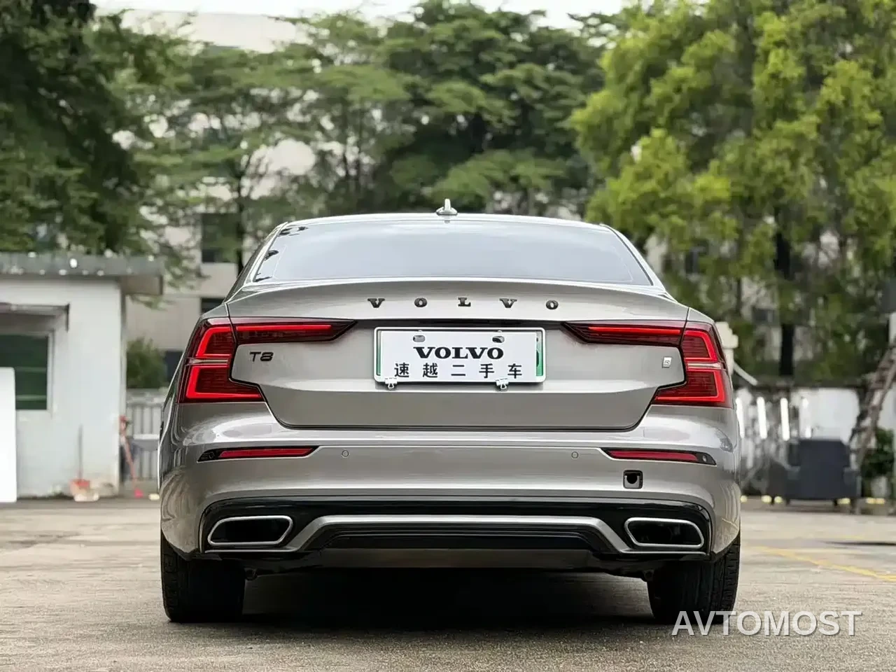 Volvo S60 Plug-in Hybrid 2021 T8 Twin Engine AWD R-Design Sport Edition — фото 14