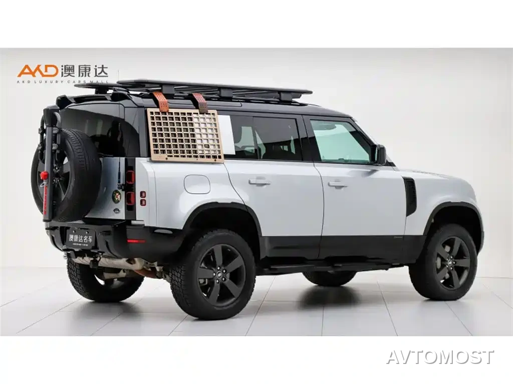 Land Rover Defender 2021 110 P400 X-DYNAMIC HSE — фото 3