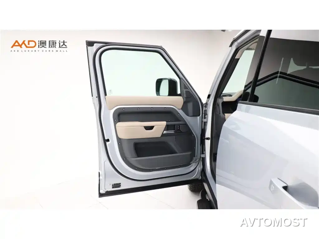 Land Rover Defender 2021 110 P400 X-DYNAMIC HSE — фото 10