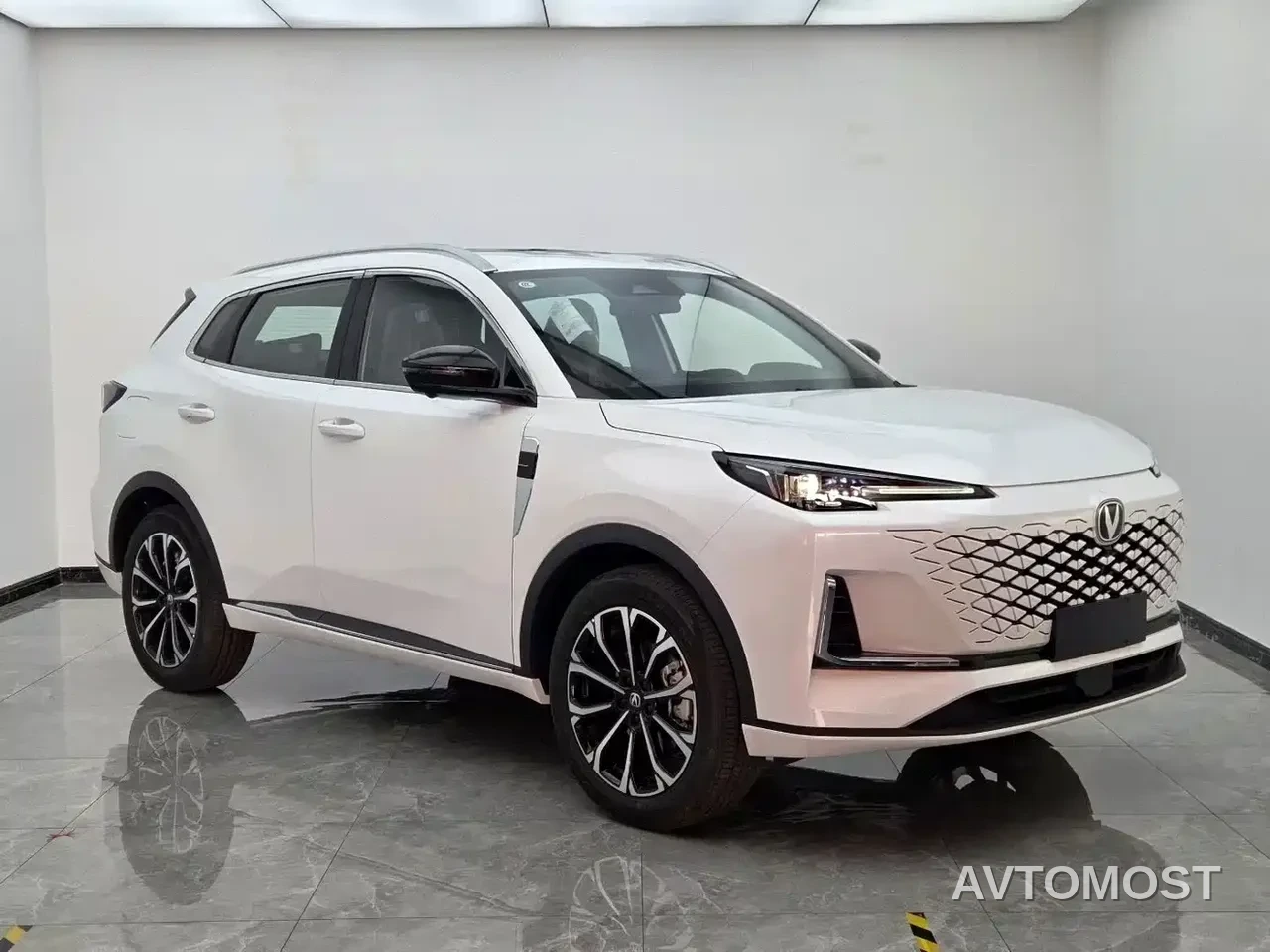Changan CS55PLUS PHEV 2025 Smart New Blue Whale 125km Battleship Edition — фото 3