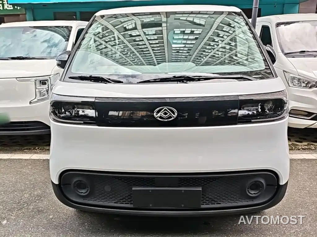 SAIC Maxus Dana V1 2025 Low Roof Multi-purpose Version 42kWh — фото 3