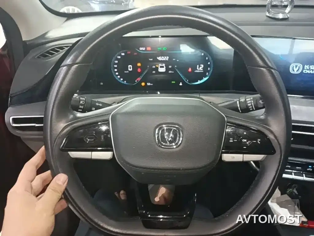 Changan Eado 2022 PLUS 1.6L GDI Manual Luxury — фото 6
