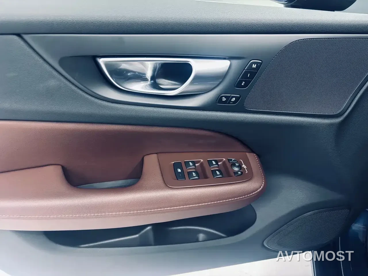 Volvo V60 2023 B5 Zhiyuan Luxury Edition — фото 13