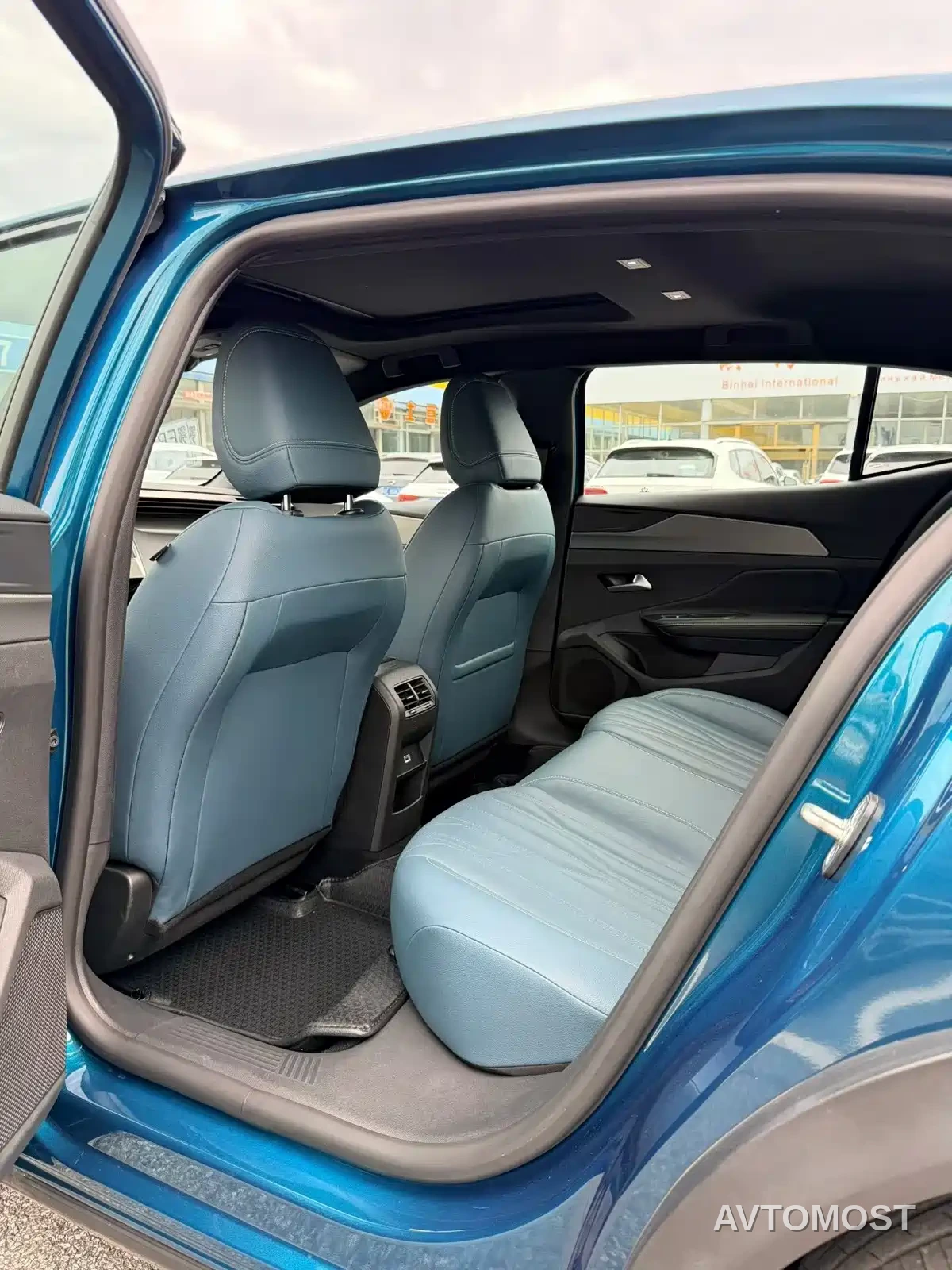 Peugeot 408X 2023 Model Boundless Edition — фото 5