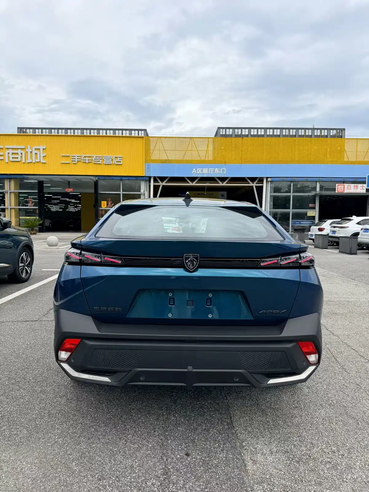 Peugeot 408X 2023 Model Boundless Edition — фото 8