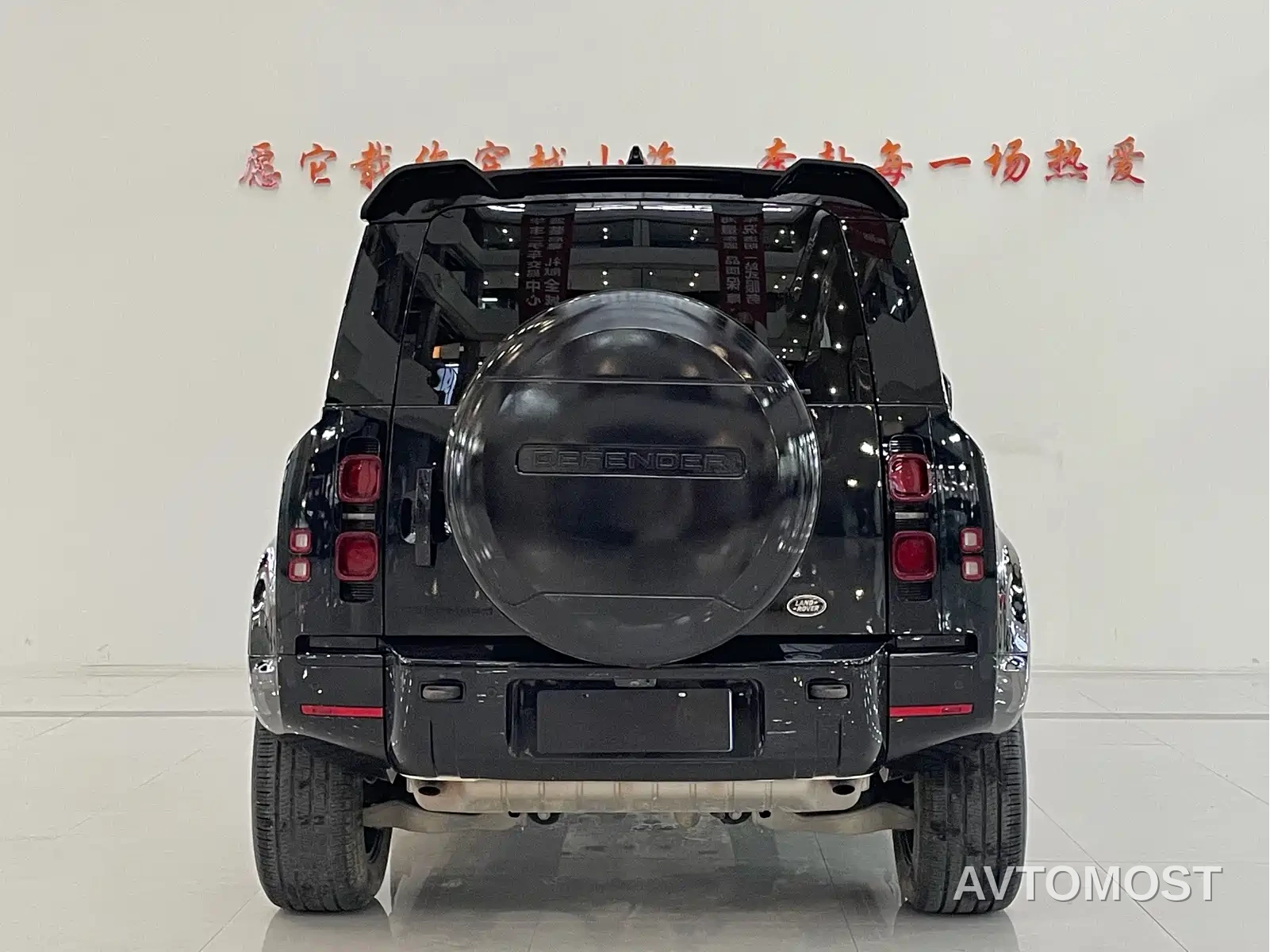 Land Rover Defender 2022 90 2.0T P300 X-DYNAMIC HSE — фото 8