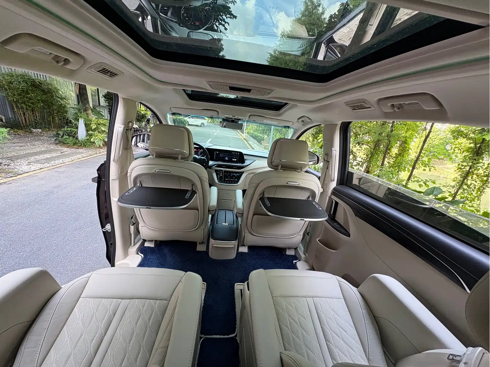 Buick GL8 2022 Avenir Avia 6-Seater Virtue Edition — фото 11