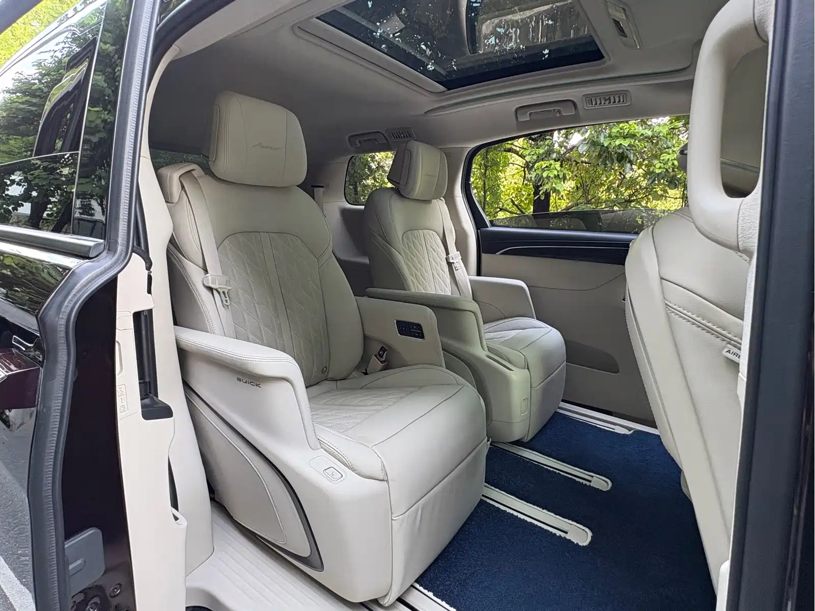 Buick GL8 2022 Avenir Avia 6-Seater Virtue Edition — фото 14
