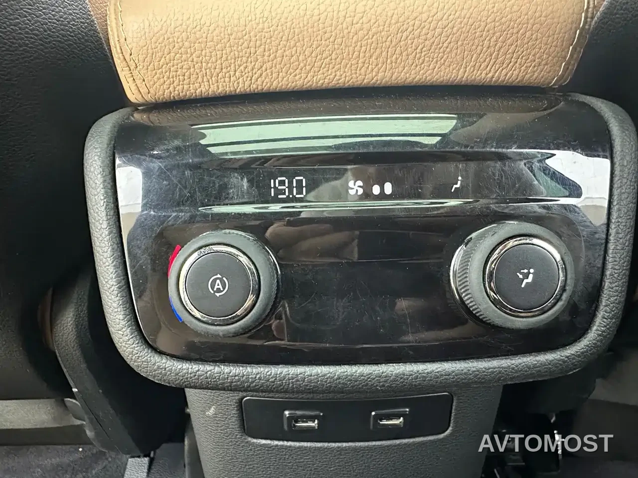 NIO ES8 2020 580KM 7-Seater — фото 15