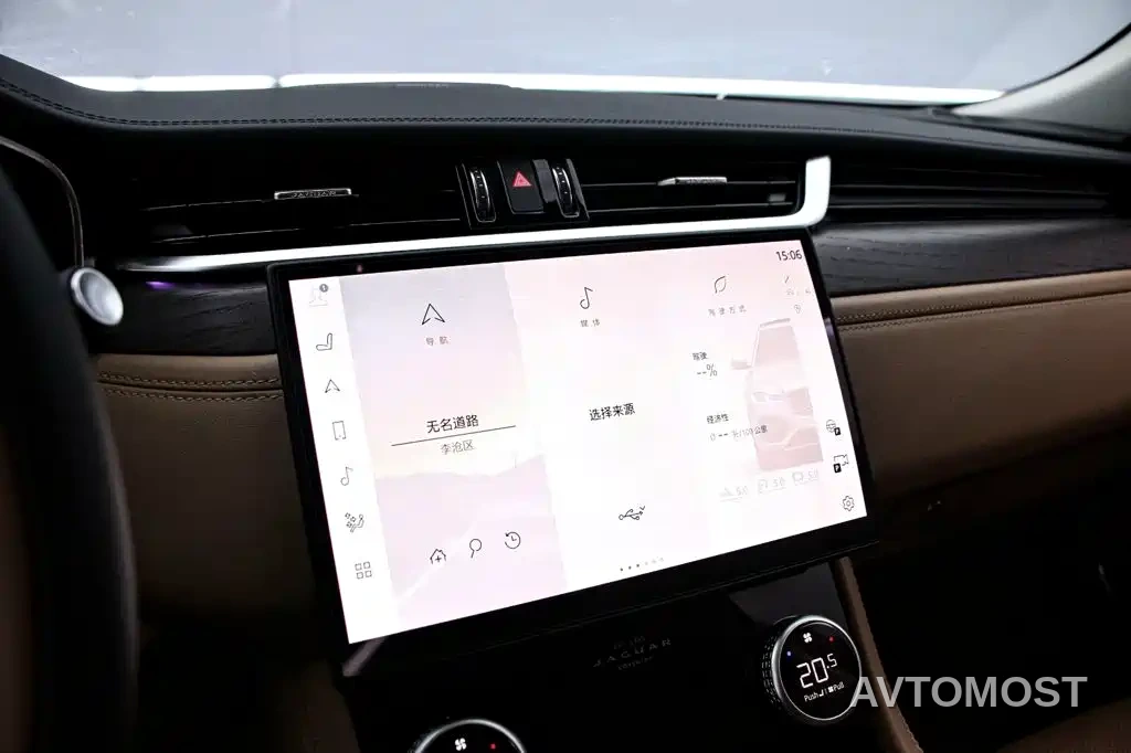 Jaguar XFL 2025 2.0T P250 FWD Luxury Edition — фото 8
