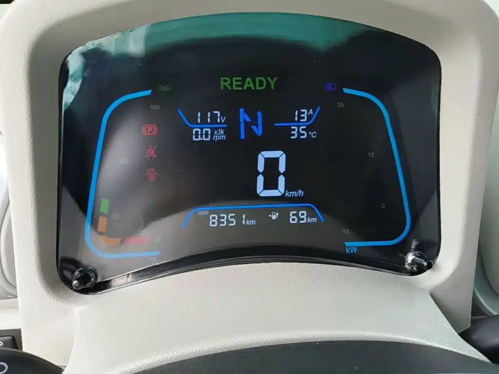 JMCG New Energy Little Kirin 2024 201km Comfort Model — фото 12