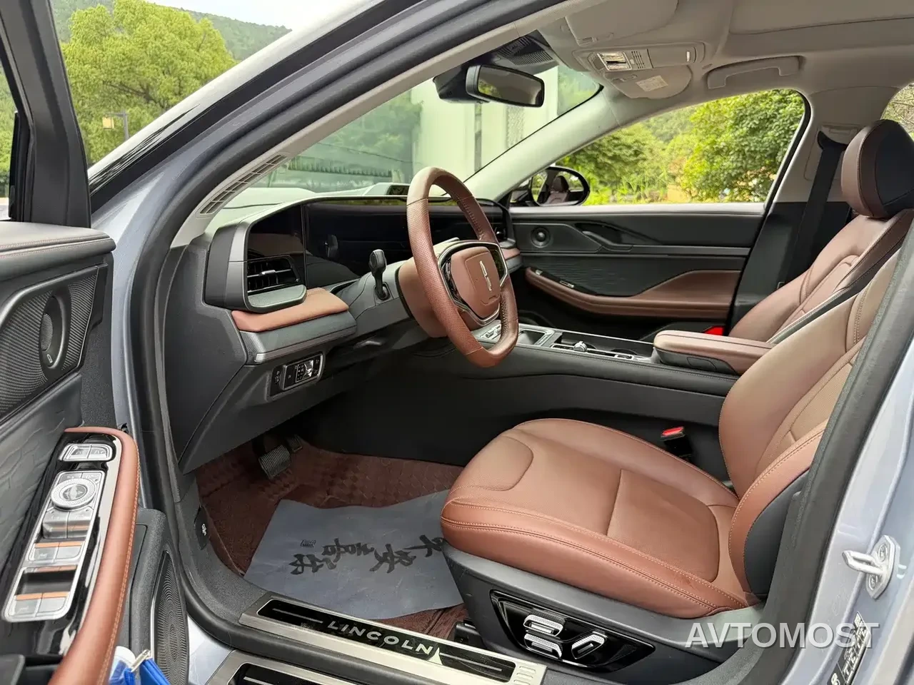 Lincoln Z 2024 2.0T 2WD Premium Hybrid — фото 6