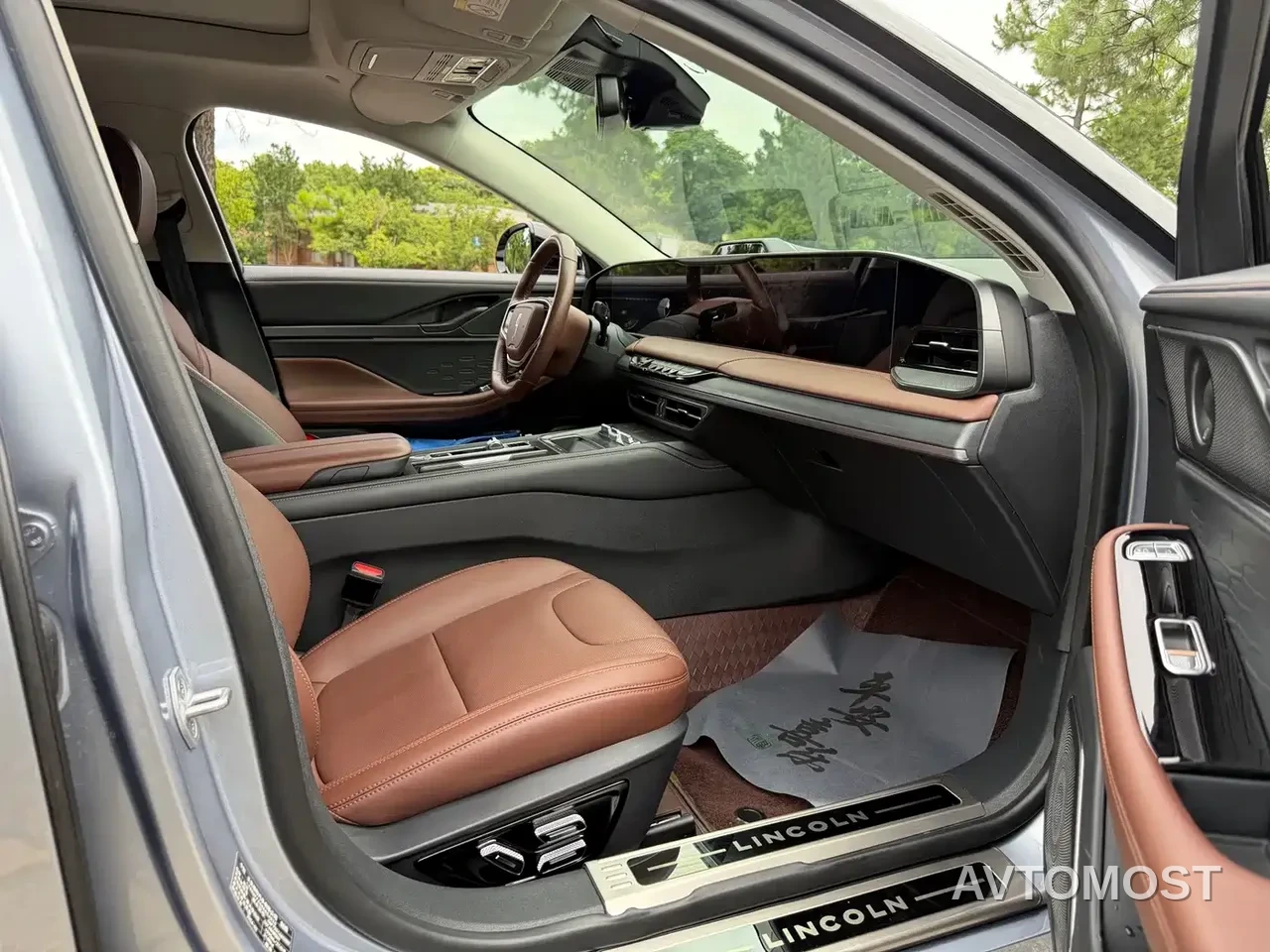 Lincoln Z 2024 2.0T 2WD Premium Hybrid — фото 11