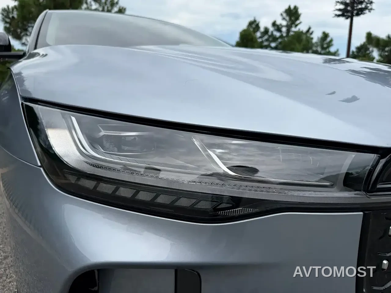 Lincoln Z 2024 2.0T 2WD Premium Hybrid — фото 13