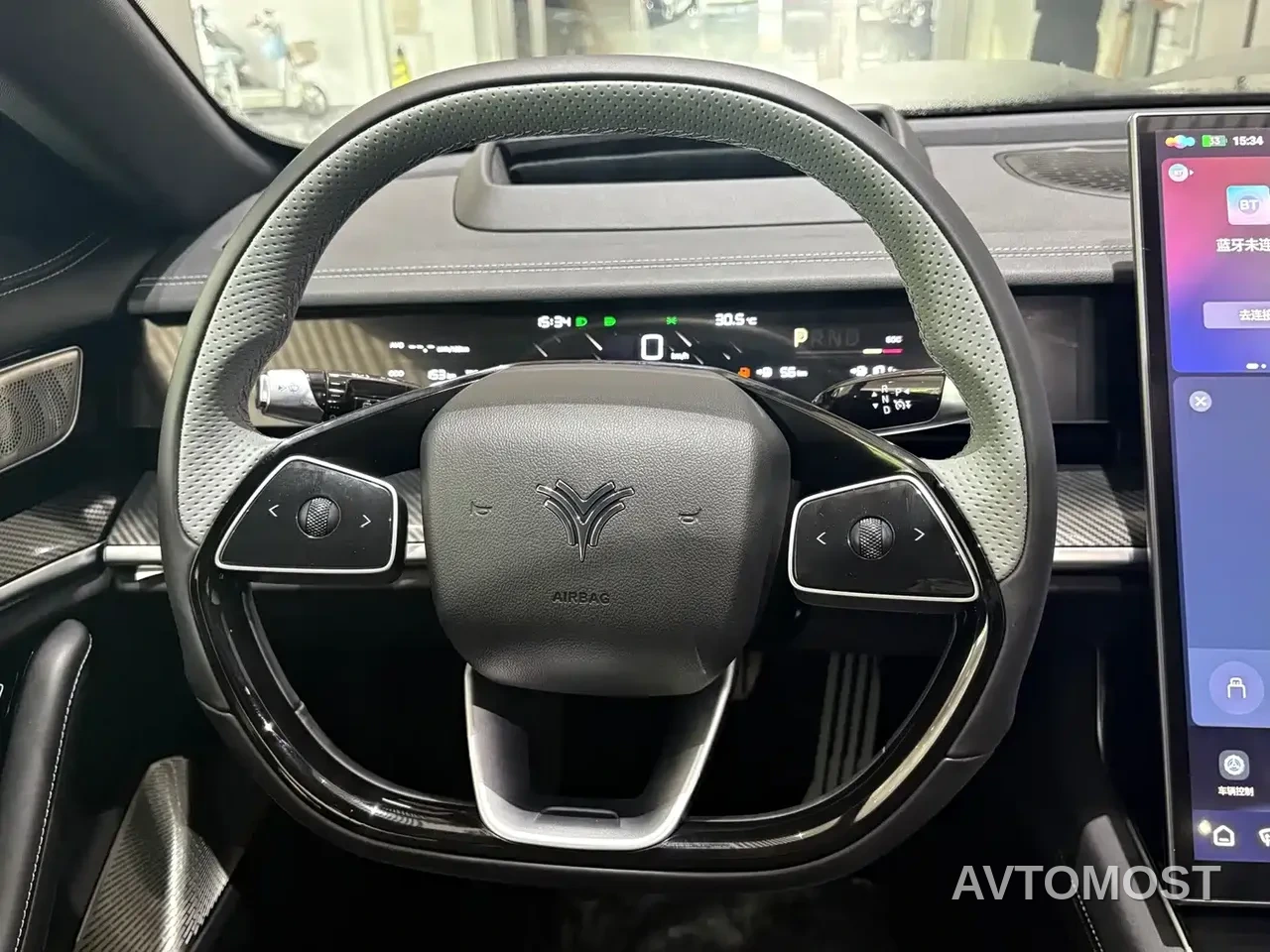 Nezha S Shooting Brake 2024 Model Range Extender 300 Standard — фото 6