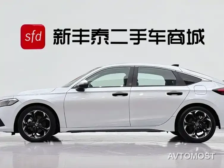 Honda Civic 2023 HATCHBACK 2.0L e:HEV Extreme Bright Edition — фото 4