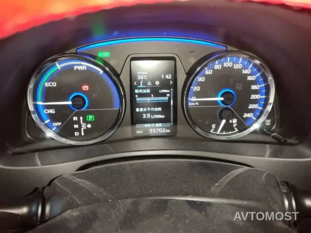 Toyota Corolla Twin Engine E+ 2019 1.8L E-CVT Leading Edition — фото 12