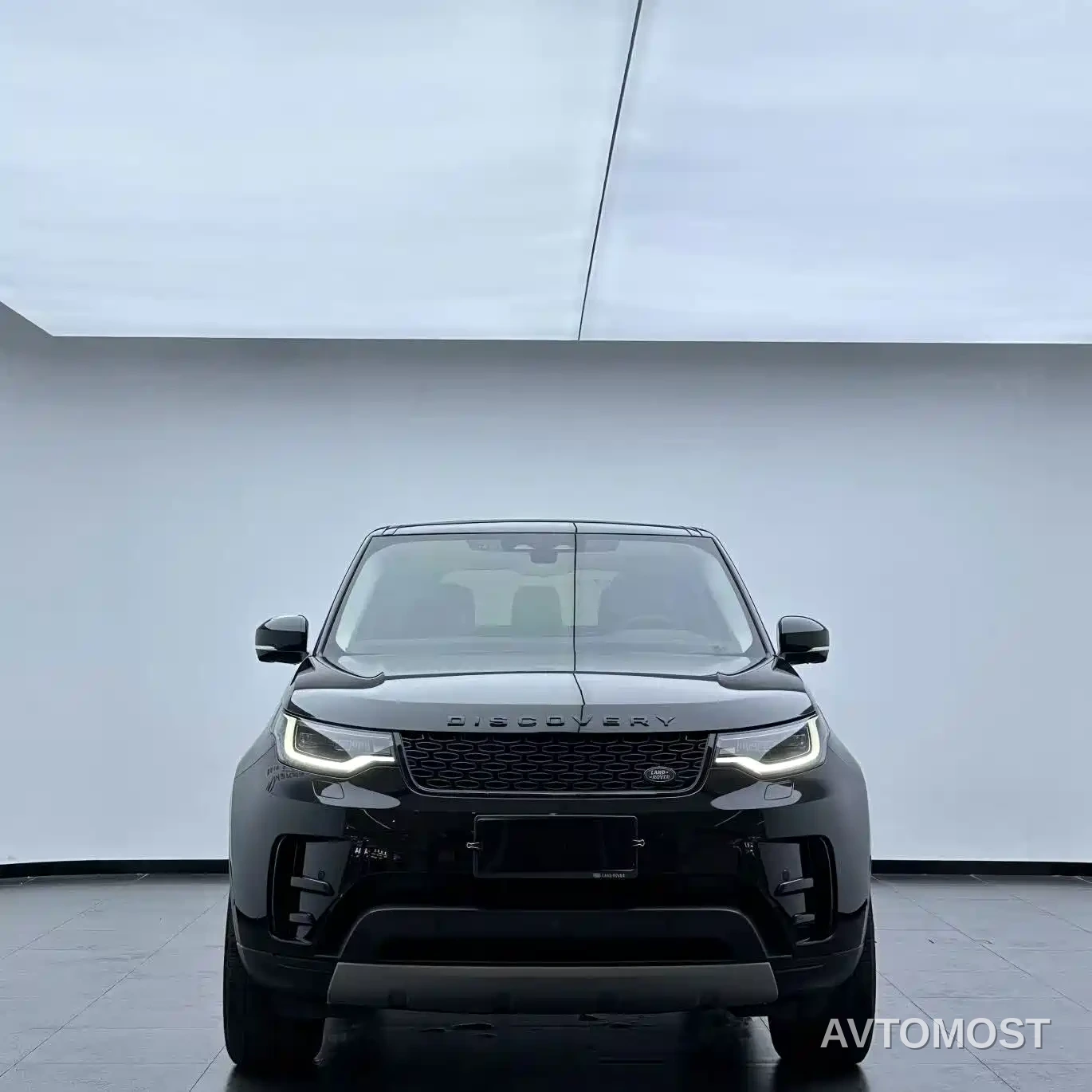 Land Rover Discovery 2021 Model 300PS S — фото 2