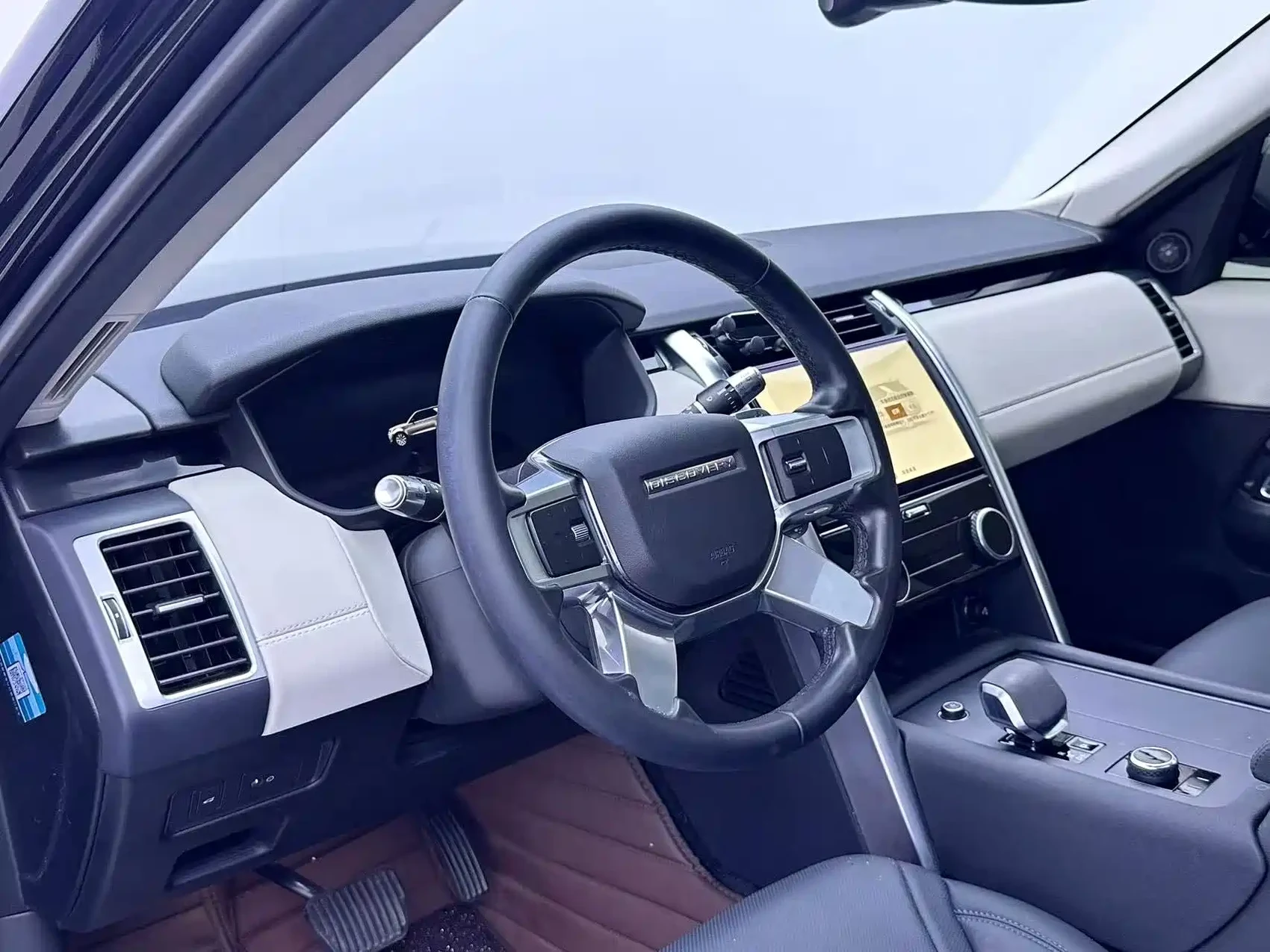 Land Rover Discovery 2021 Model 300PS S — фото 4
