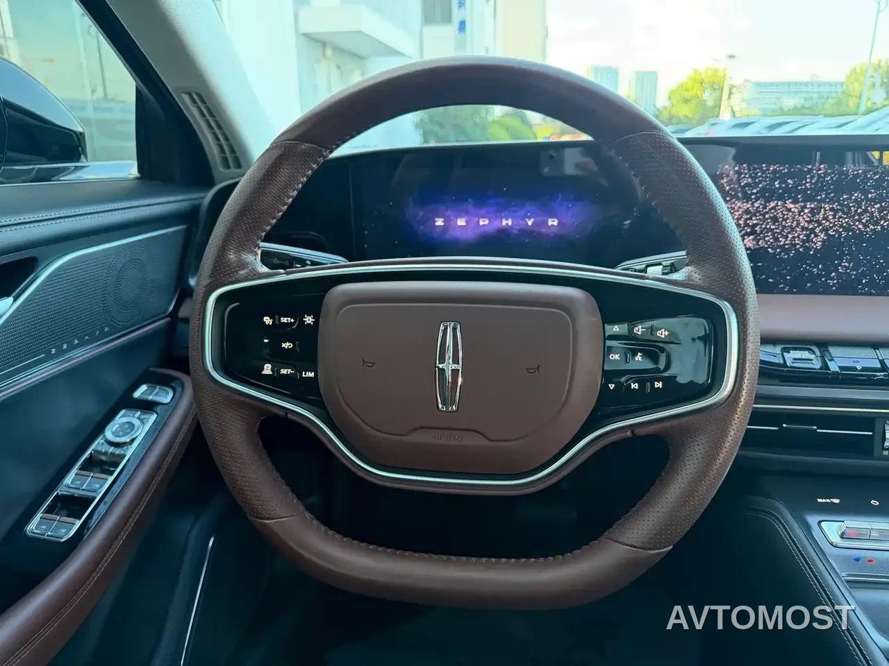 Lincoln Z 2024 2.0T 2WD Premium Hybrid Edition — фото 16