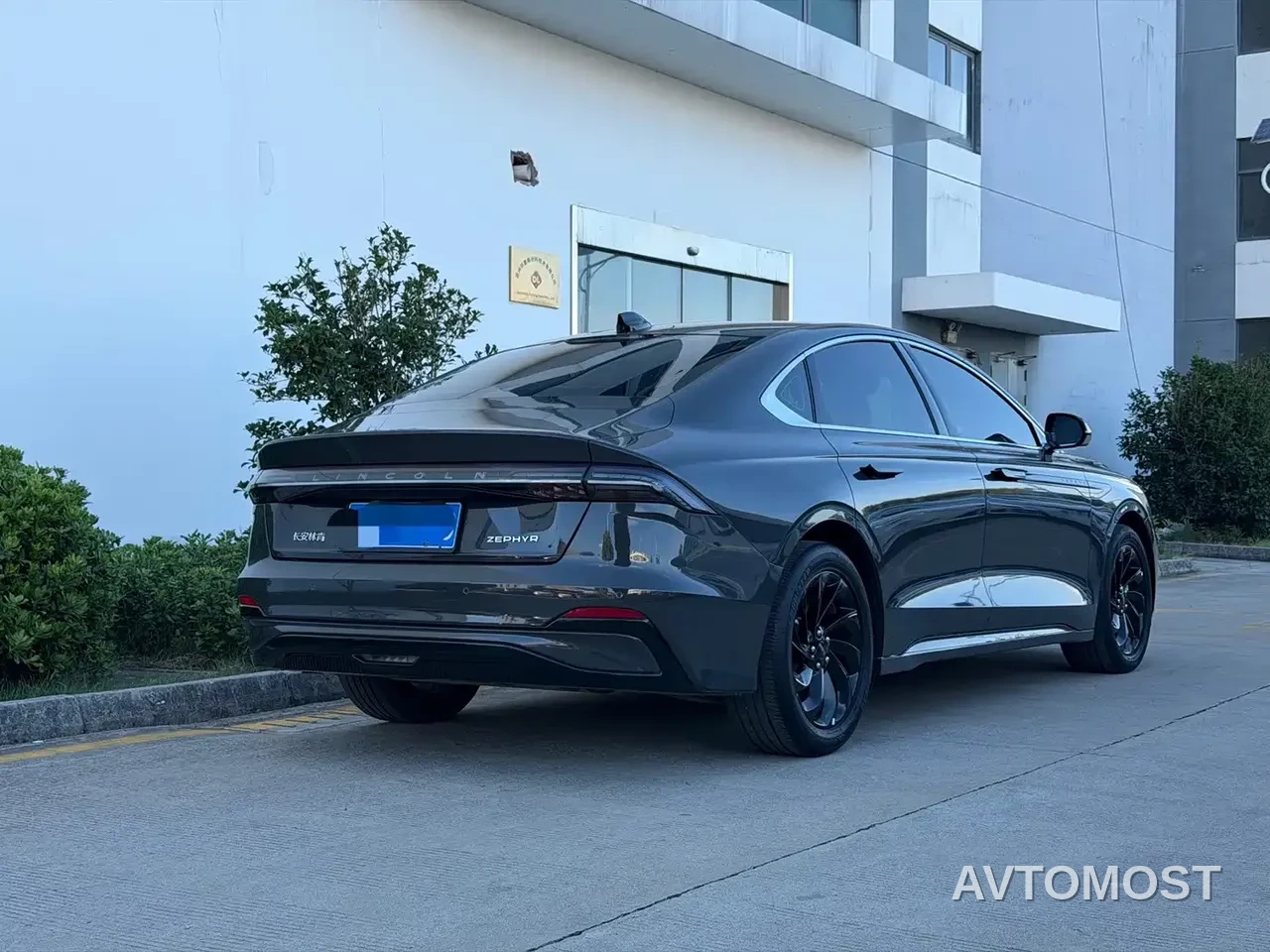 Lincoln Z 2024 2.0T 2WD Premium Hybrid Edition — фото 19
