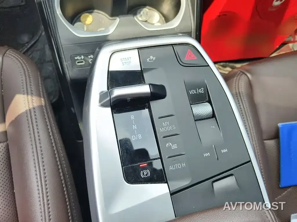 BMW iX1 2023 eDrive25L X Design Package — фото 7