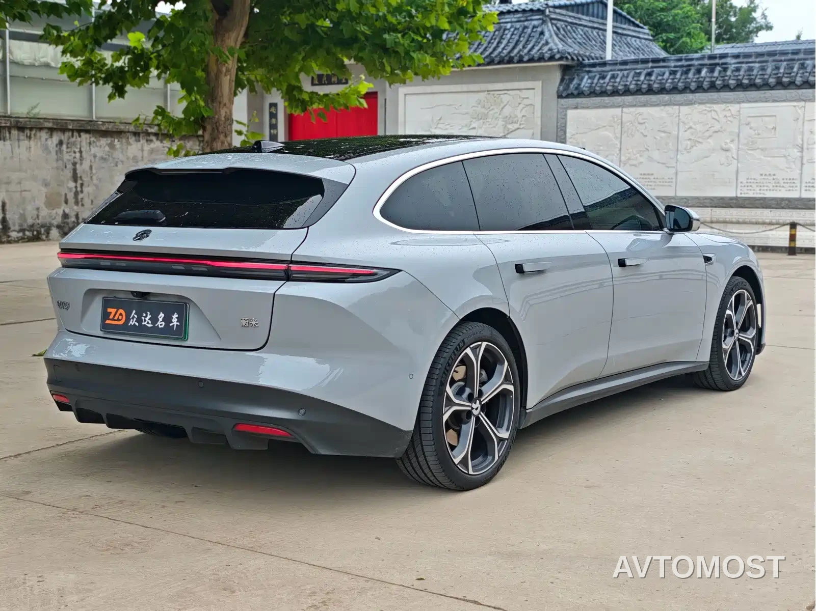 NIO ET5T 2024 75kWh Touring — фото 14