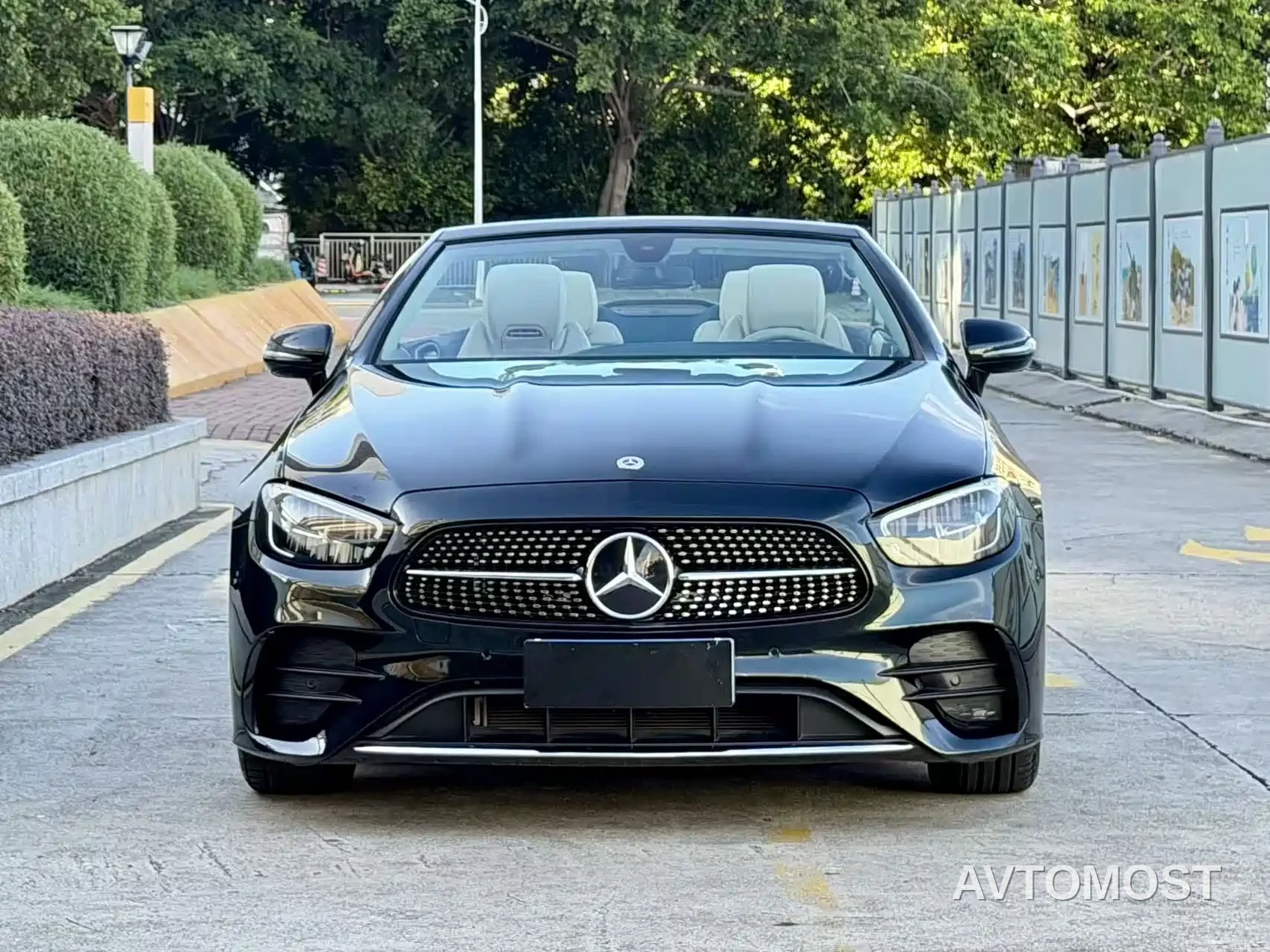 Mercedes-Benz E-Class (Import) 2023 Facelift E 260 Cabriolet — фото 2