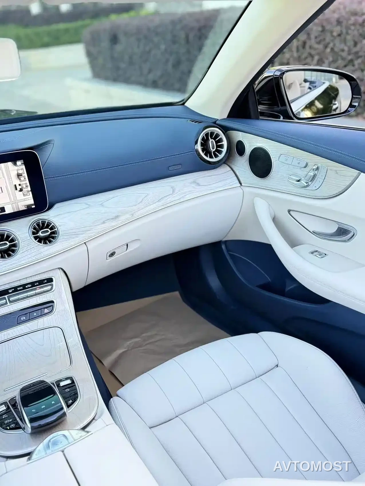 Mercedes-Benz E-Class (Import) 2023 Facelift E 260 Cabriolet — фото 6
