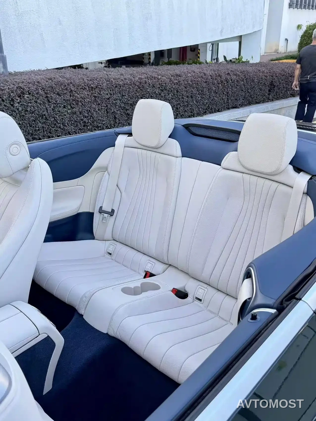 Mercedes-Benz E-Class (Import) 2023 Facelift E 260 Cabriolet — фото 12