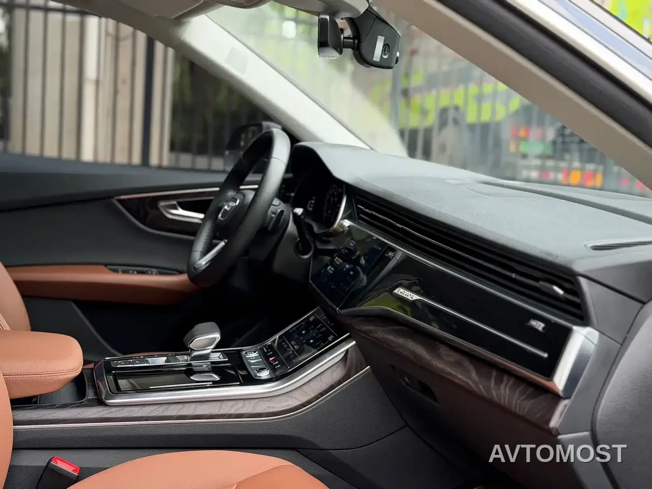Audi Q8 2021 Model 55 TFSI Premium Dynamic — фото 7