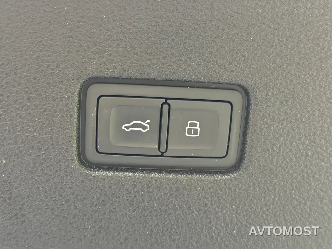 Audi Q8 2021 Model 55 TFSI Premium Dynamic — фото 8